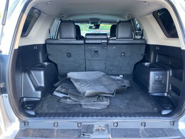 Used 2020 Toyota 4Runner SR5 Premium AWD/4WD image 29