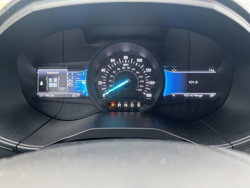 Used 2023 Ford Edge SEL w/ Convenience Package image 5