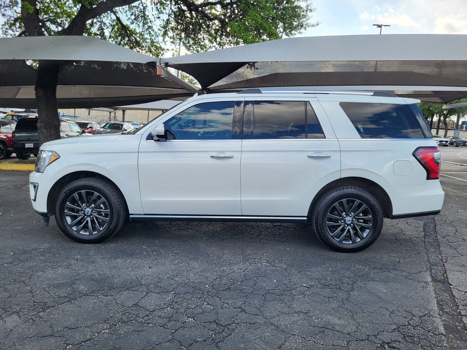 Certified 2021 Ford Expedition Limited image 7
