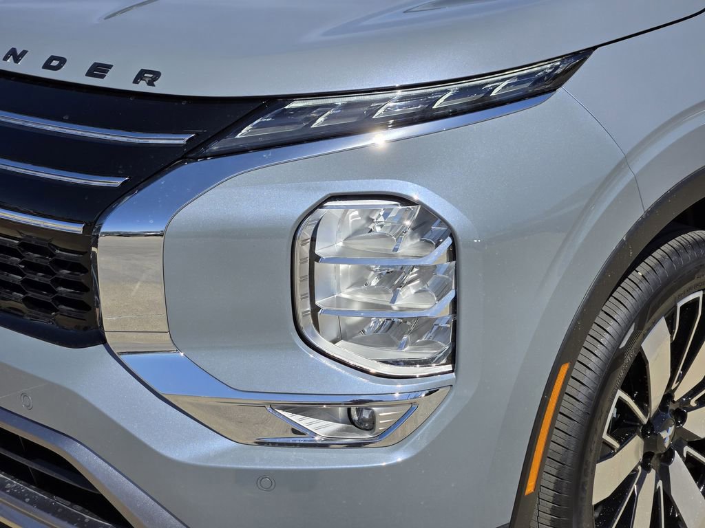 New 2026 Mitsubishi Outlander SE image 6
