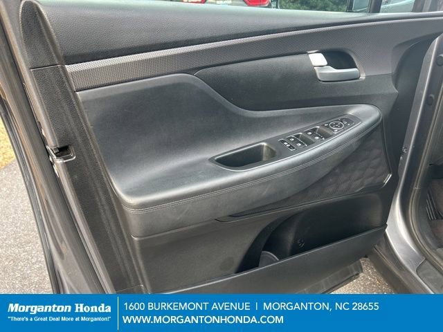 Used 2019 Hyundai Santa Fe SEL w/ Cargo Package image 12