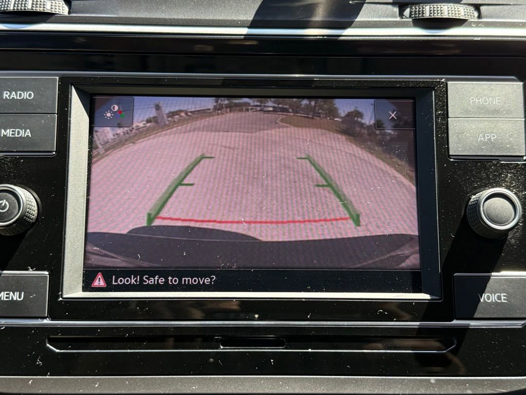 Certified 2024 Volkswagen Tiguan S image 23