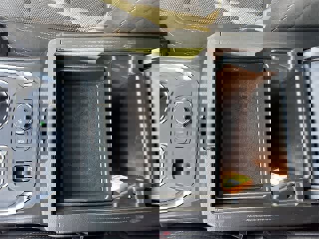 Used 2019 Chevrolet Traverse LS image 27