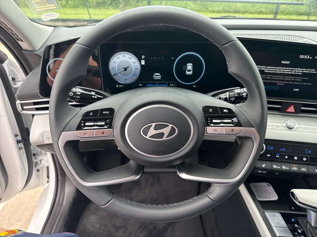 New 2026 Hyundai Elantra Limited FWD image 19