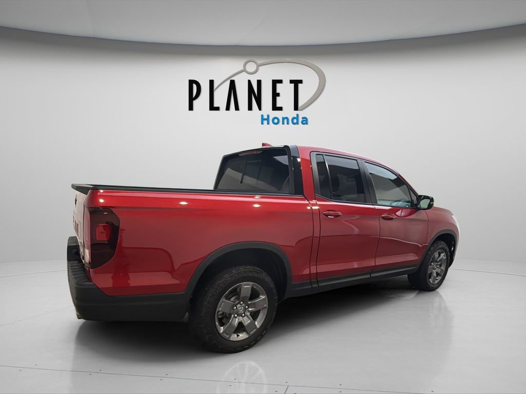 Certified 2025 Honda Ridgeline TrailSport image 4