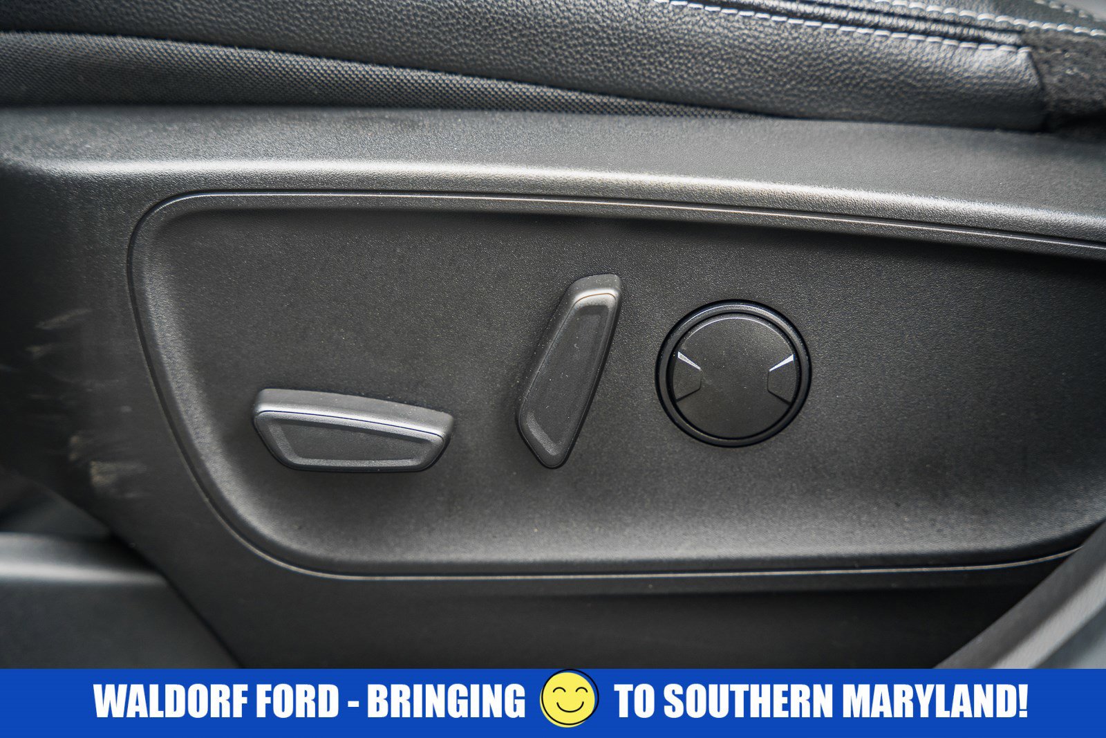 Used 2023 Ford Escape SE w/ PHEV Premium Package image 75