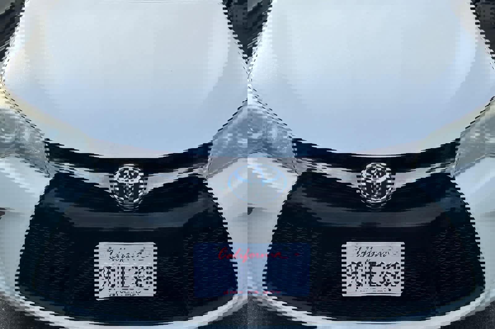 Used 2016 Toyota Camry SE image 9