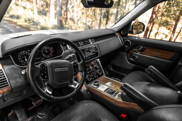 Used 2019 Land Rover Range Rover Autobiography AWD/4WD image 25
