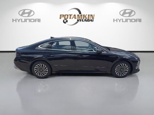 New 2026 Hyundai Sonata Limited FWD image 4