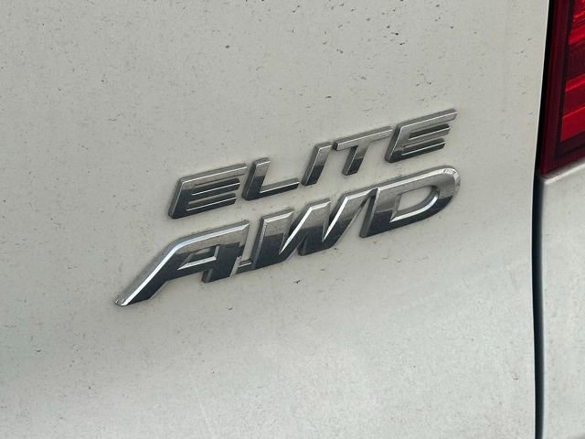 Used 2016 Honda Pilot Elite image 4