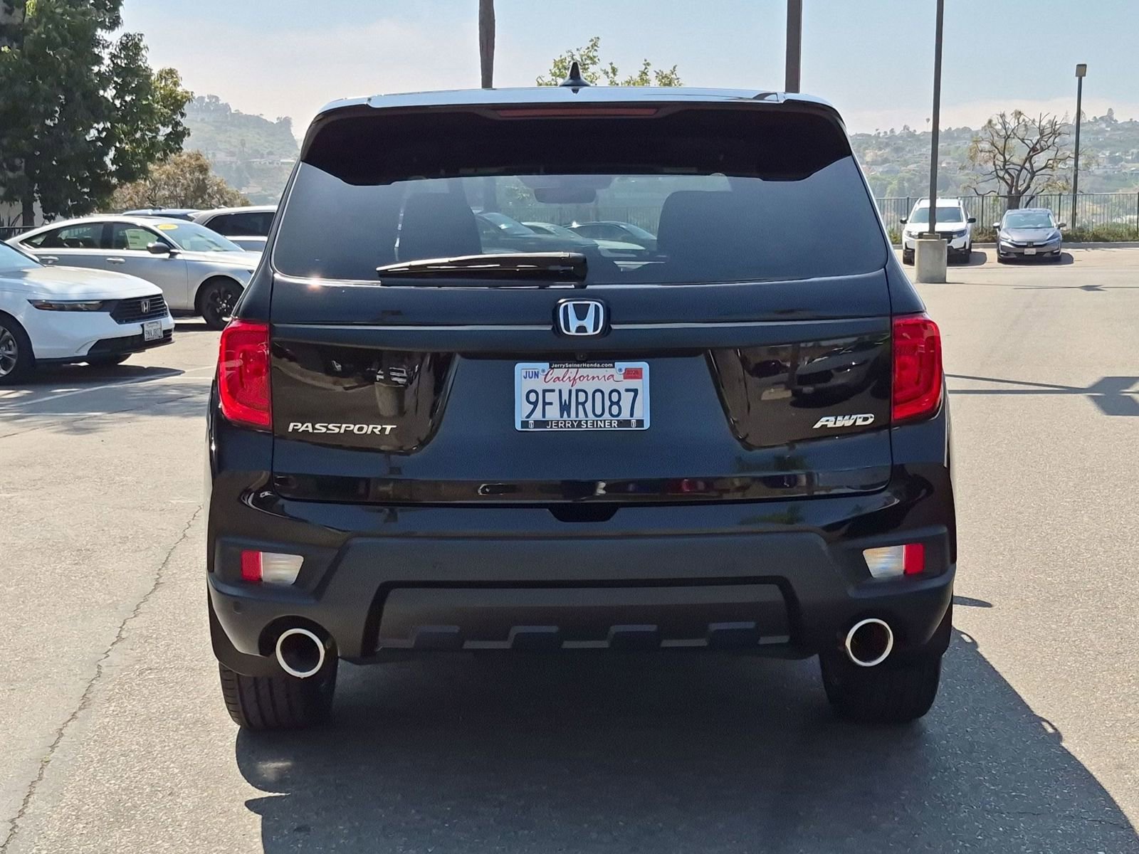 Used 2023 Honda Passport EX-L image 4