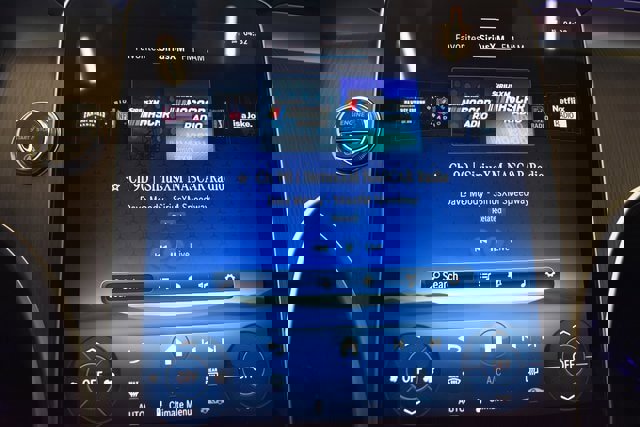 New 2026 Mercedes-Benz C 300 4MATIC image 8