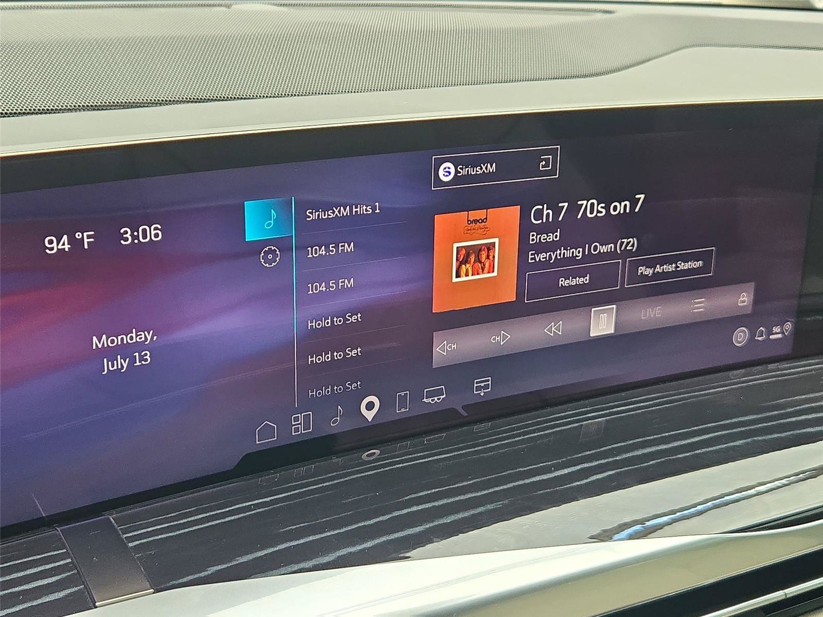 Certified 2025 Cadillac Escalade Sport w/ Touring Package AWD/4WD image 18