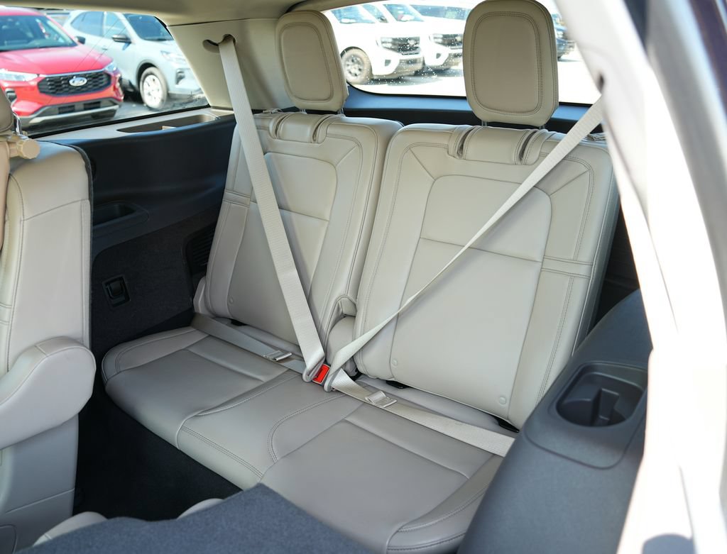 Used 2020 Lincoln Aviator Reserve AWD/4WD image 21