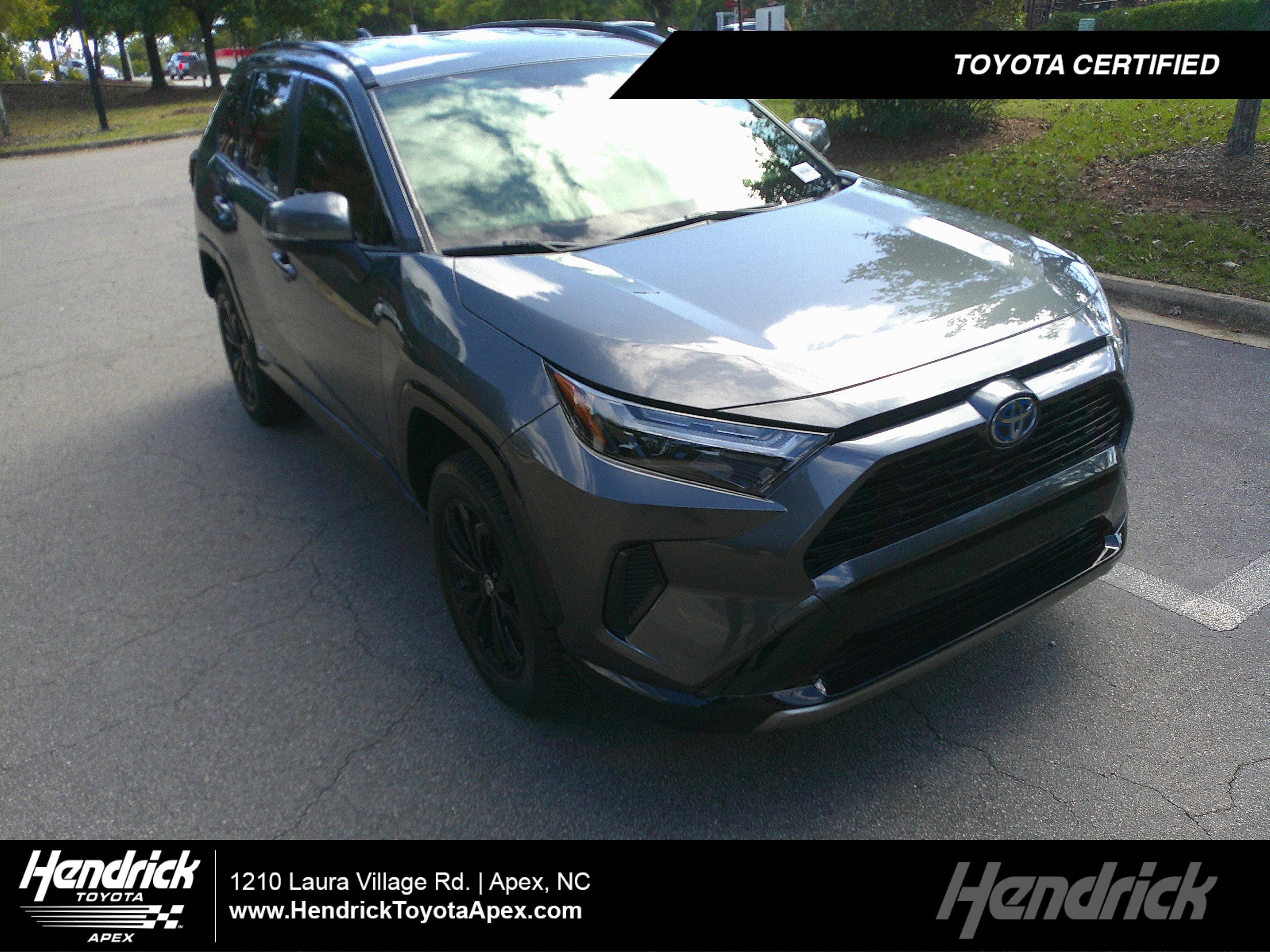 Used 2022 Toyota RAV4 SE
