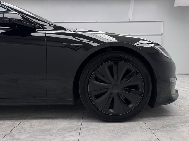 Used 2023 Tesla Model S Standard Range image 11