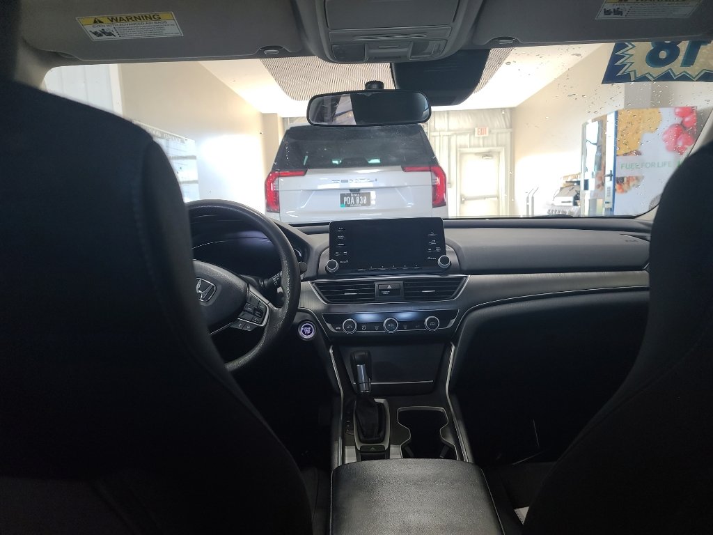 Used 2018 Honda Accord LX image 12