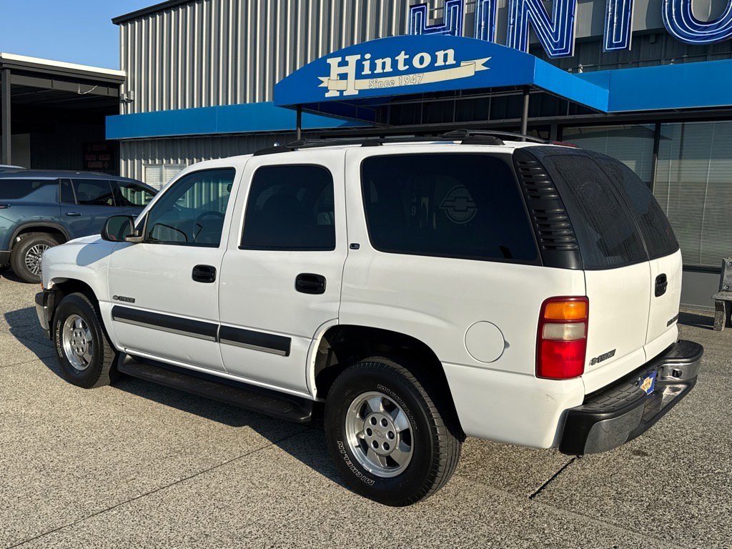 Used 2002 Chevrolet Tahoe LS image 3