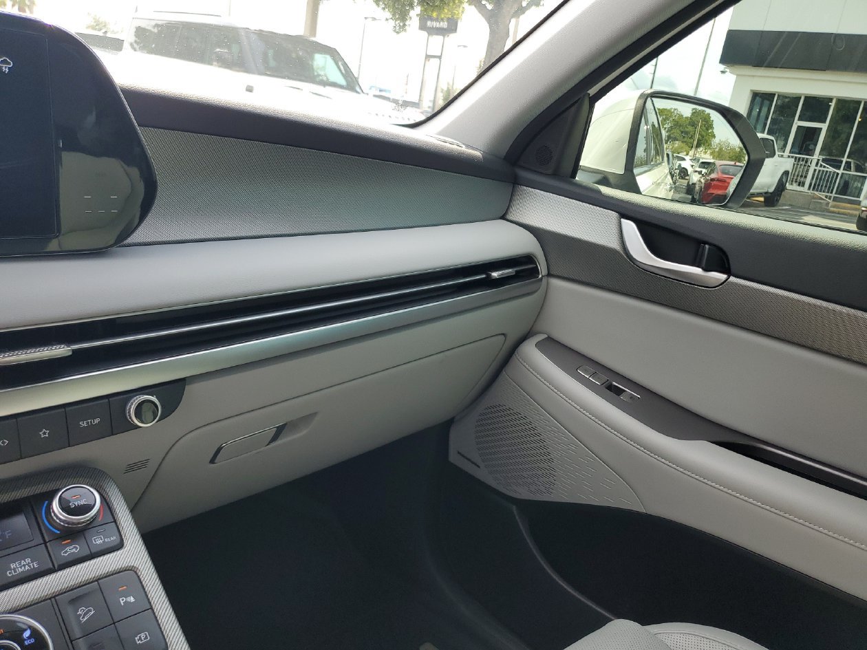 Used 2024 Hyundai Palisade SEL w/ Premium Package AWD/4WD image 25