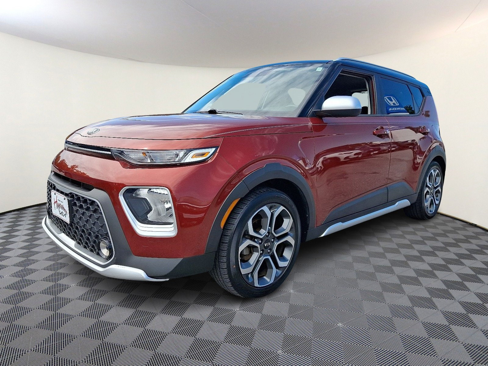 Used 2020 Kia Soul X-Line FWD image 3