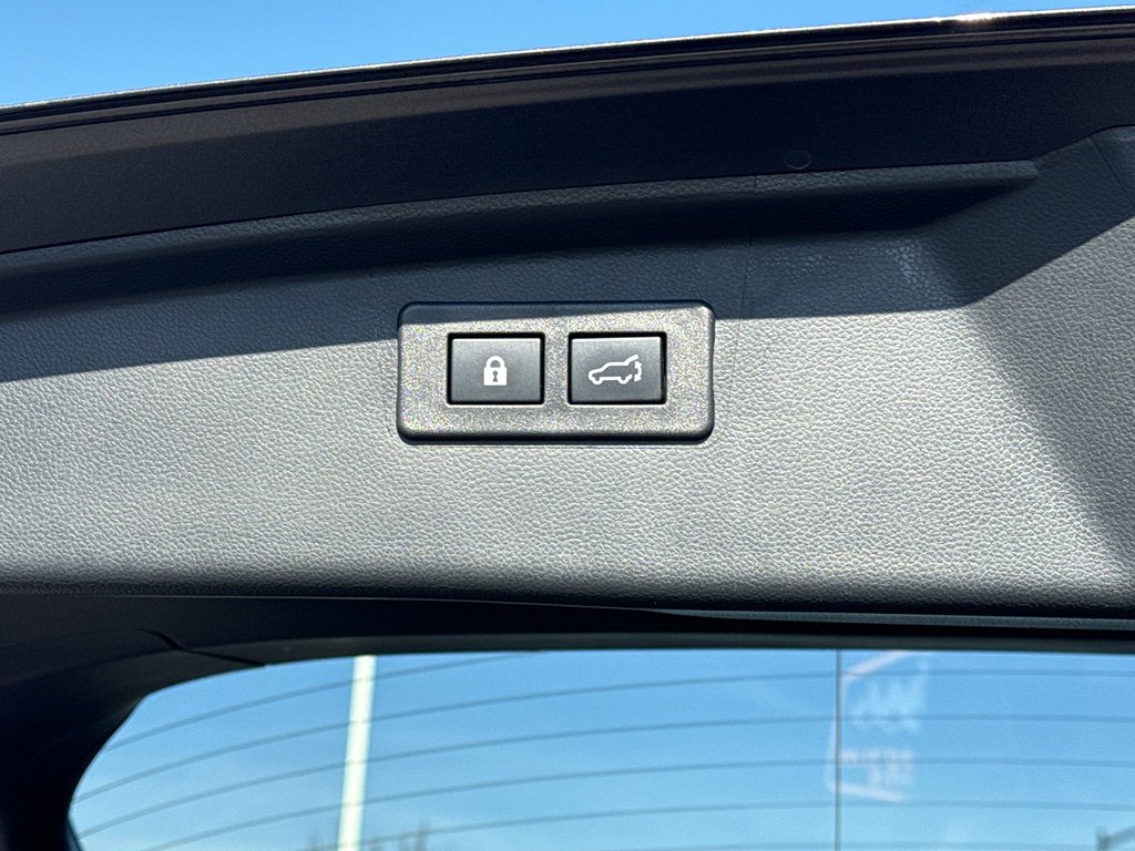 Used 2025 Subaru Outback Wilderness image 30