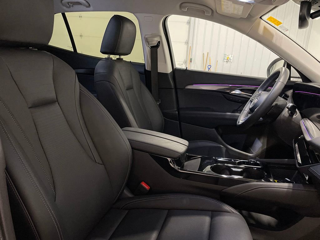 Used 2025 Buick Envision Preferred image 18
