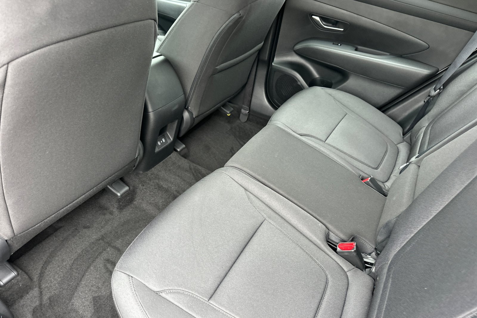 New 2026 Hyundai Tucson SE FWD image 11