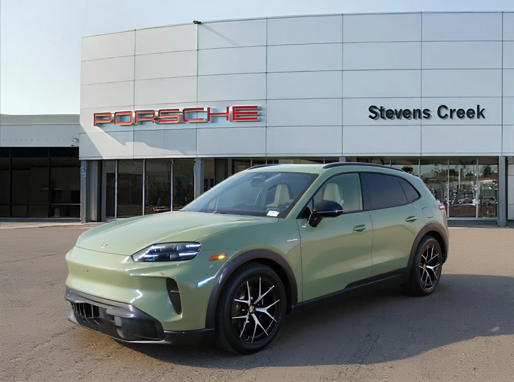 New 2026 Porsche Cayenne Electric AWD/4WD image 1
