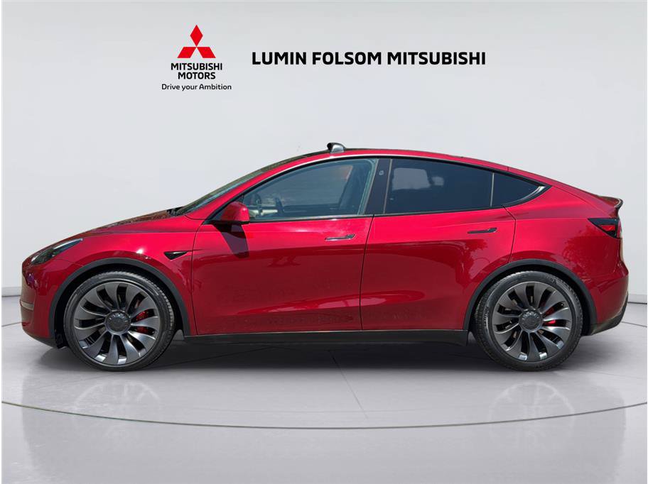 Used 2024 Tesla Model Y Performance AWD/4WD image 2