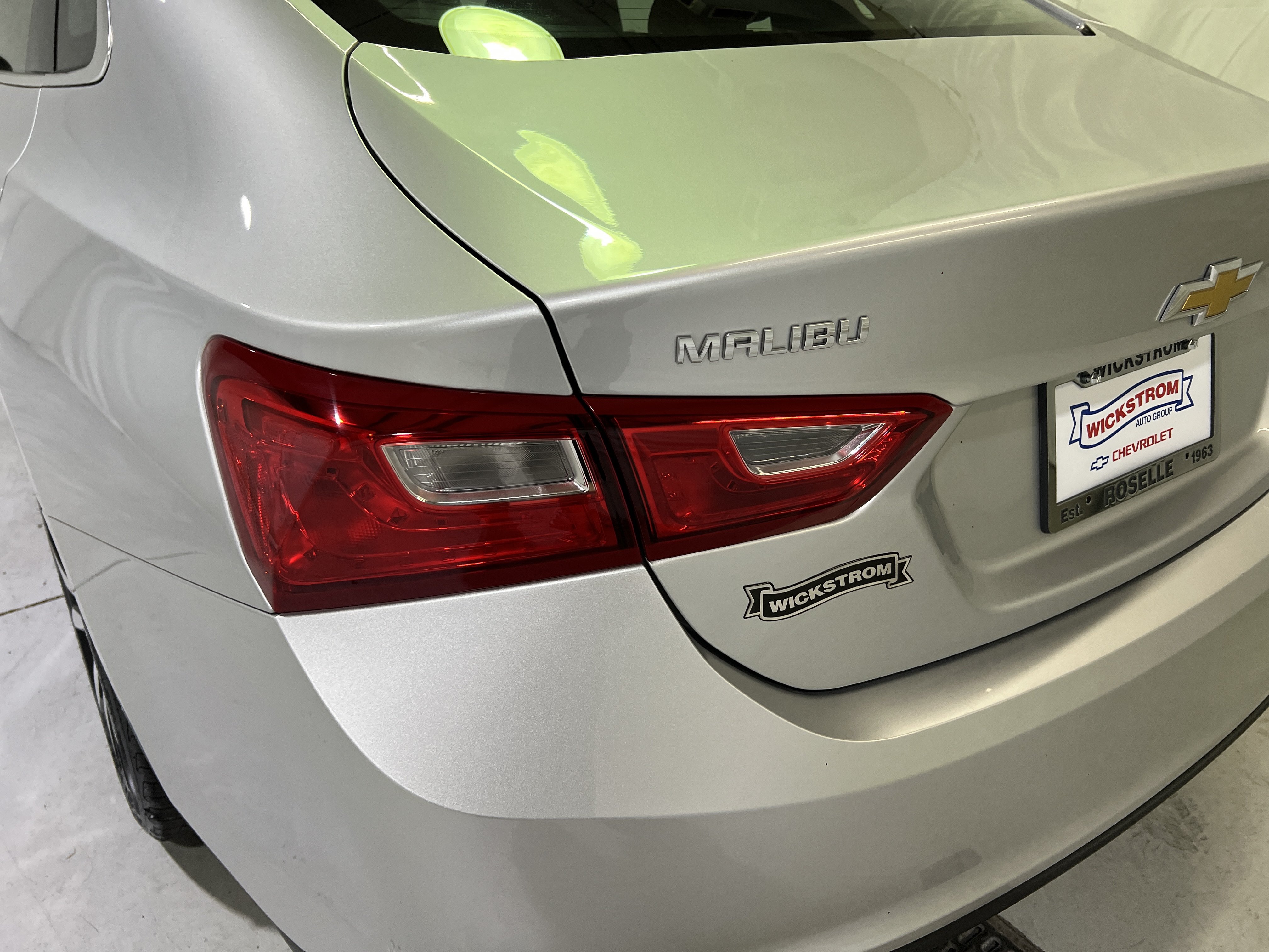 Certified 2018 Chevrolet Malibu LT FWD image 10