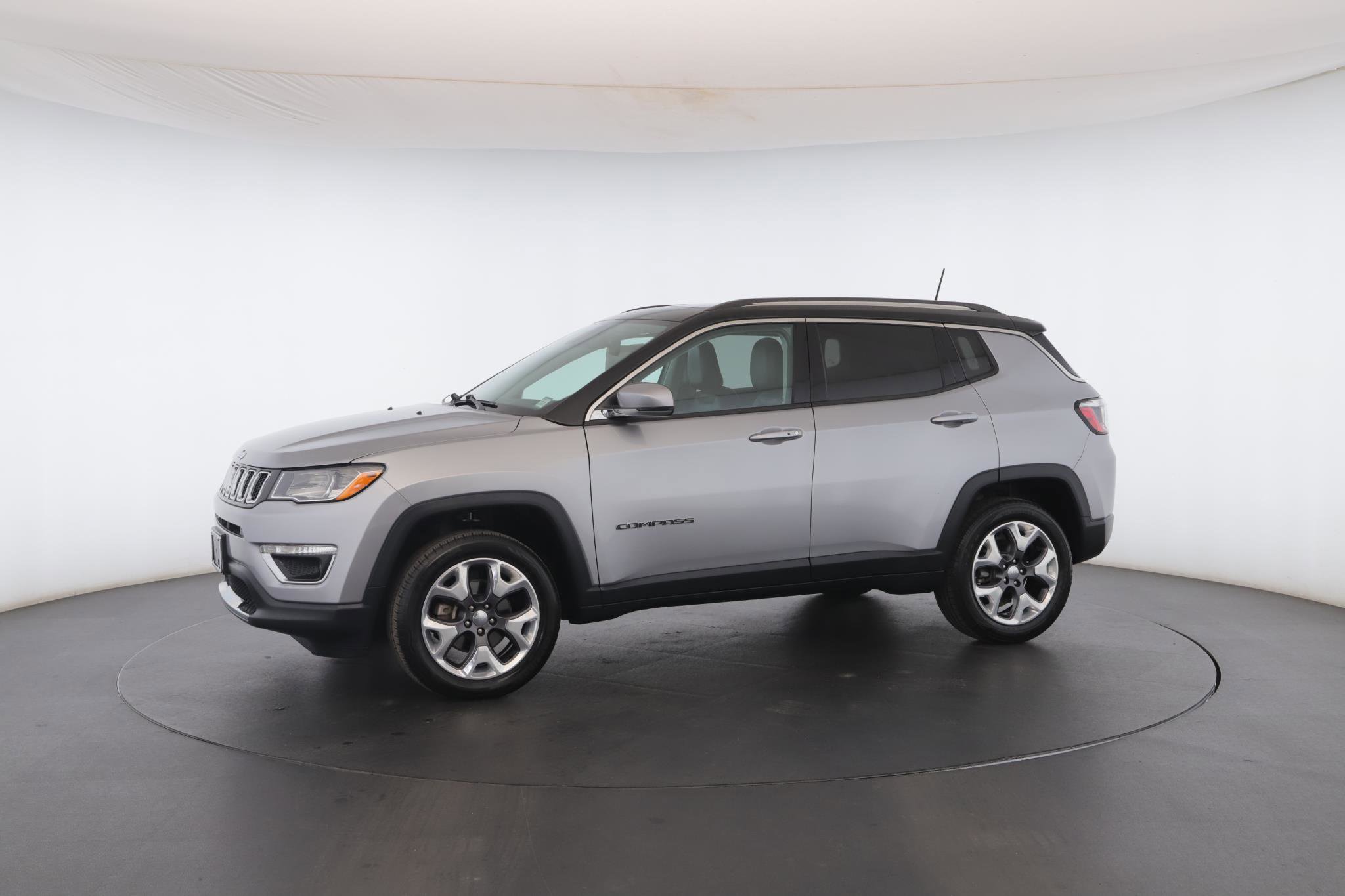Certified 2019 Jeep Compass Limited w/ Safety & Security Group image 40