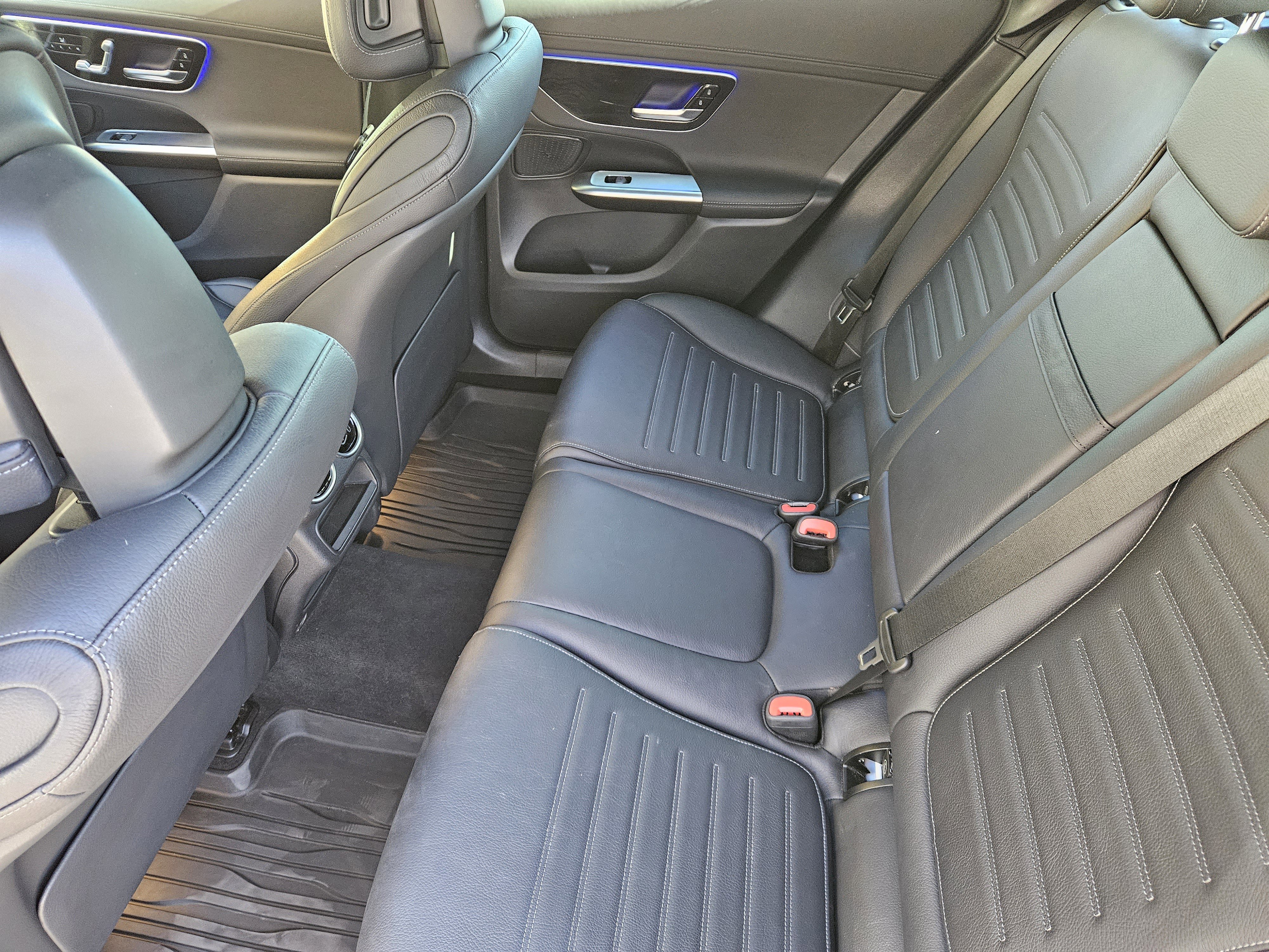 Used 2025 Mercedes-Benz GLC 43 AMG 4MATIC image 29