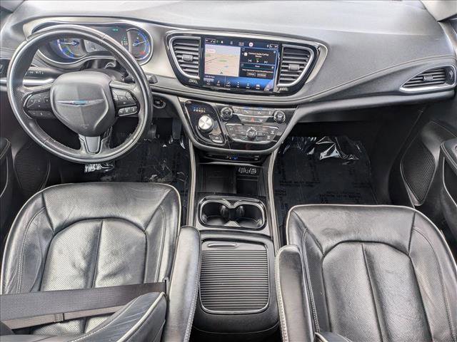 Used 2021 Chrysler Pacifica Limited w/ Uconnect Theater Family Group image 21