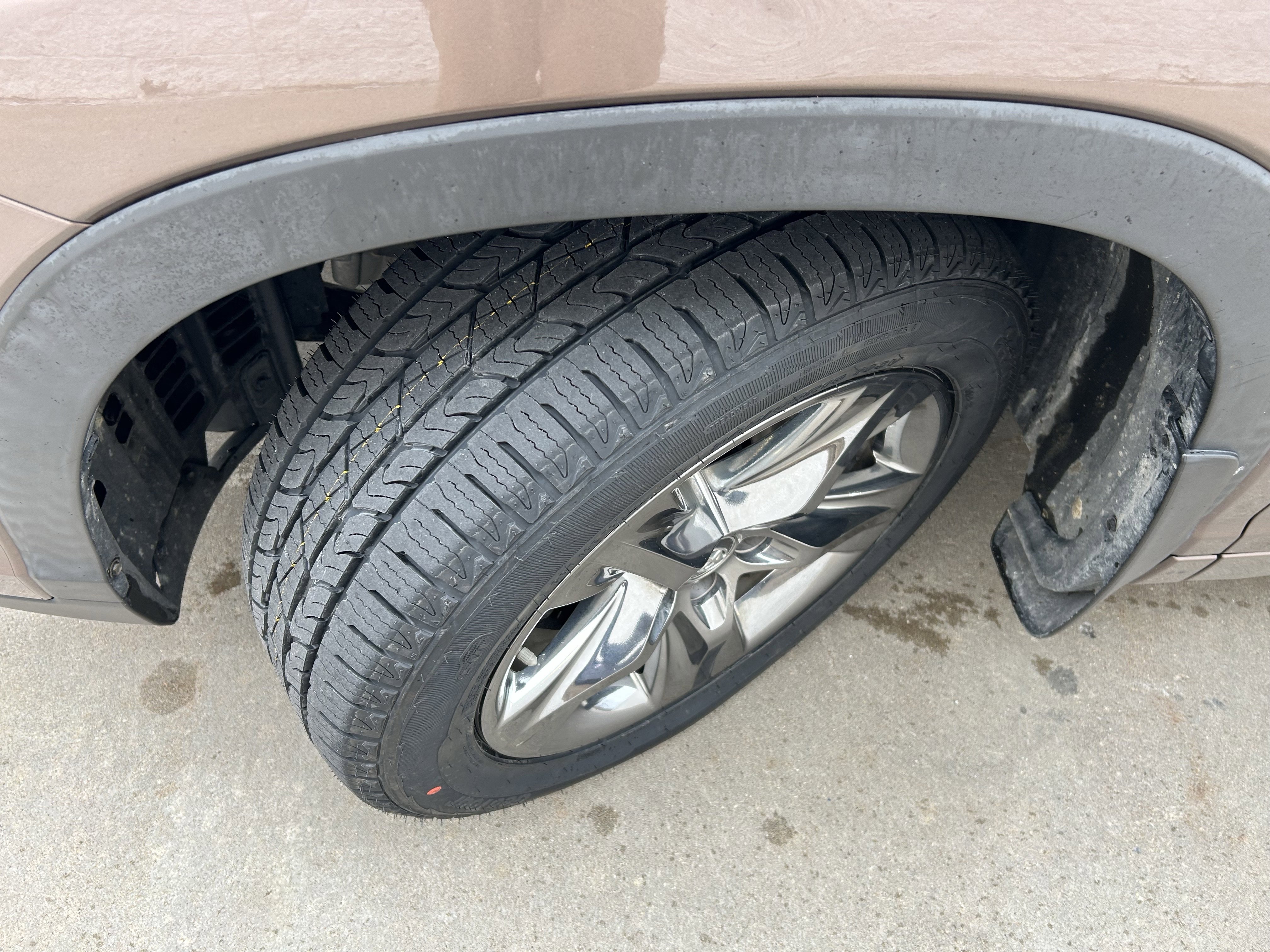 Certified 2018 Toyota Highlander Limited Platinum image 9