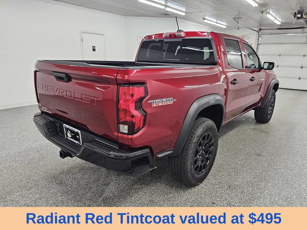 Used 2024 Chevrolet Colorado Trail Boss w/ Advanced Trailering Package AWD/4WD image 4