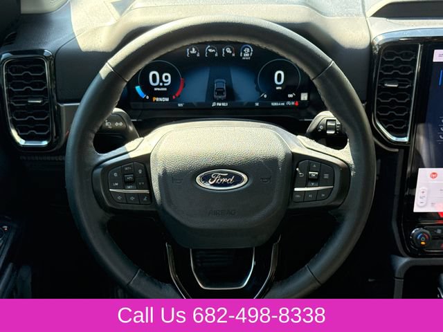 Used 2025 Ford Ranger Lariat w/ FX4 Off-Road Package AWD/4WD image 15