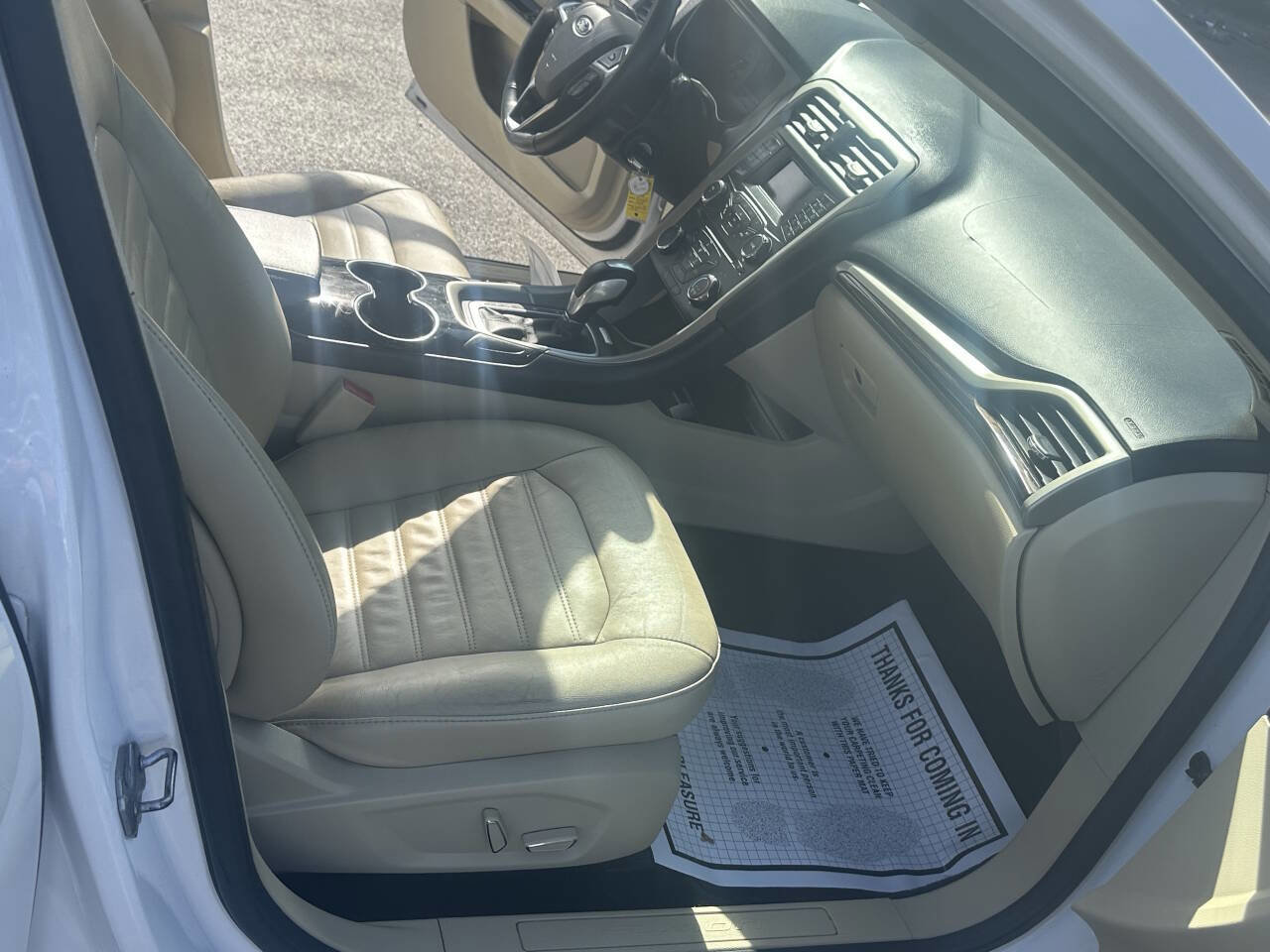 Used 2015 Ford Fusion SE w/ Equipment Group 202A image 18