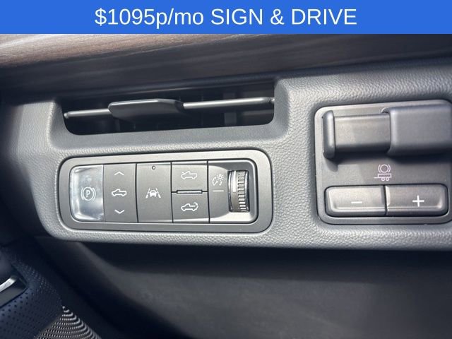 New 2025 GMC Sierra EV Denali image 38