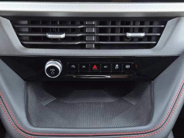 Used 2025 Ford Explorer ST-Line AWD/4WD image 21