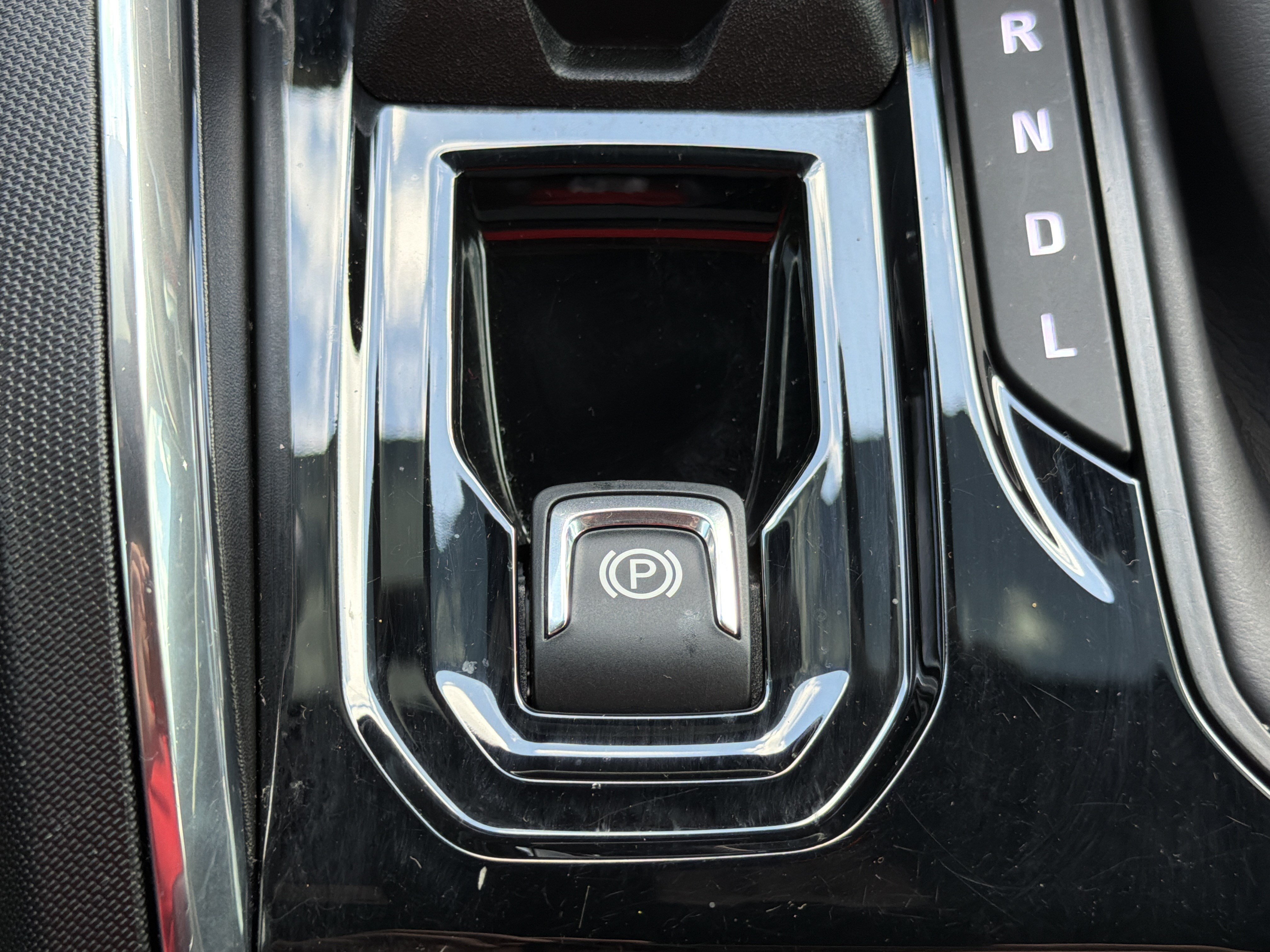 Used 2025 GMC Canyon Elevation w/ Convenience Package RWD image 8