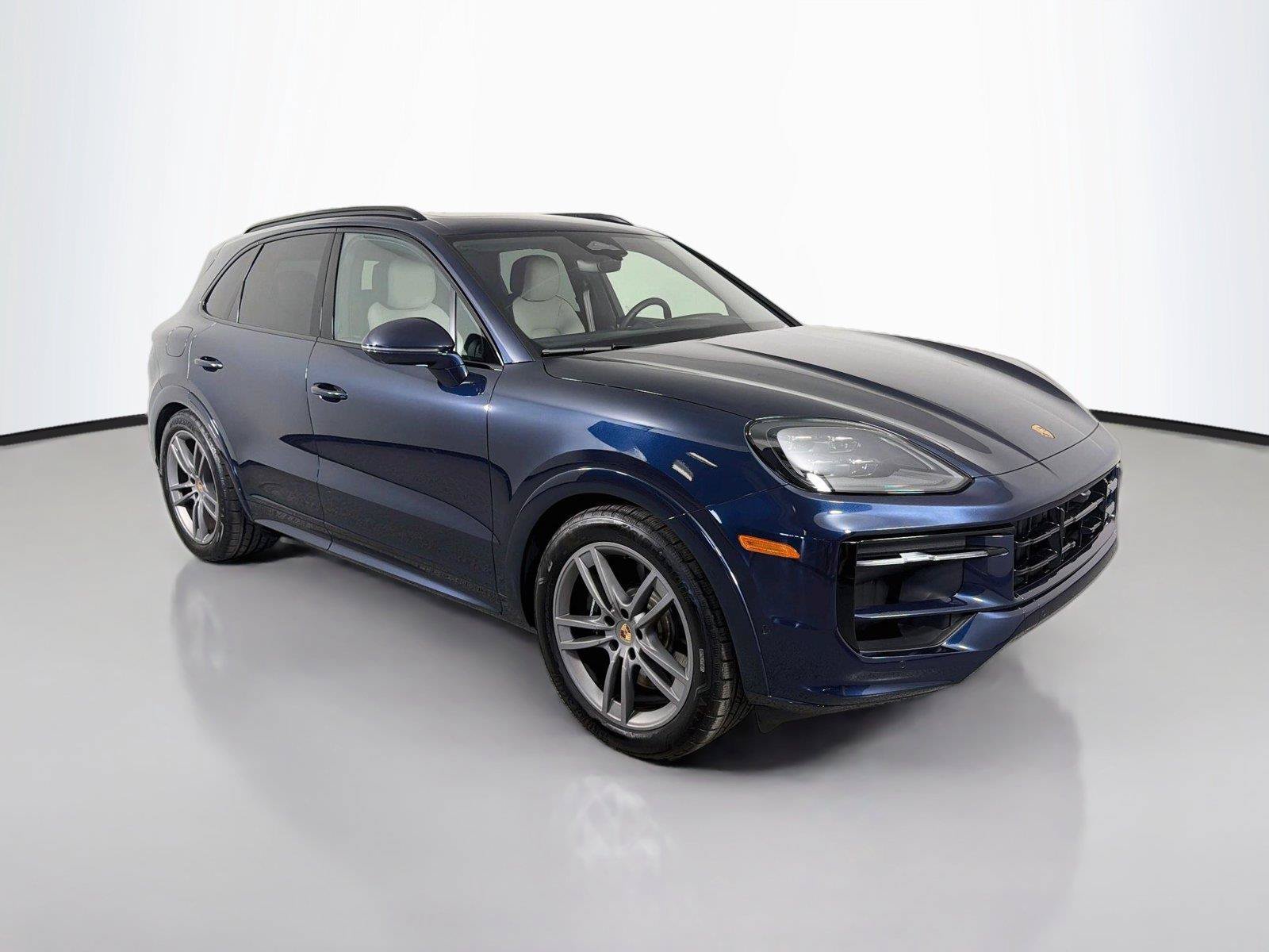 Certified 2026 Porsche Cayenne GTS w/ Premium Package Plus AWD/4WD image 9