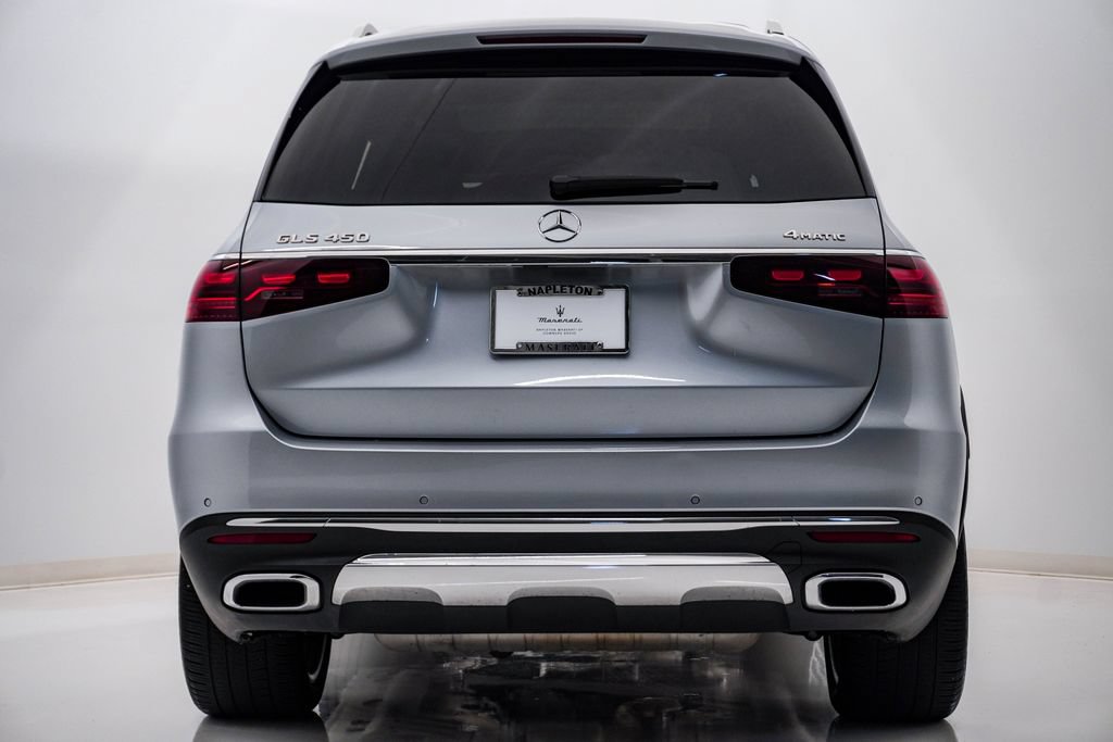 Used 2025 Mercedes-Benz GLS 450 4MATIC image 7