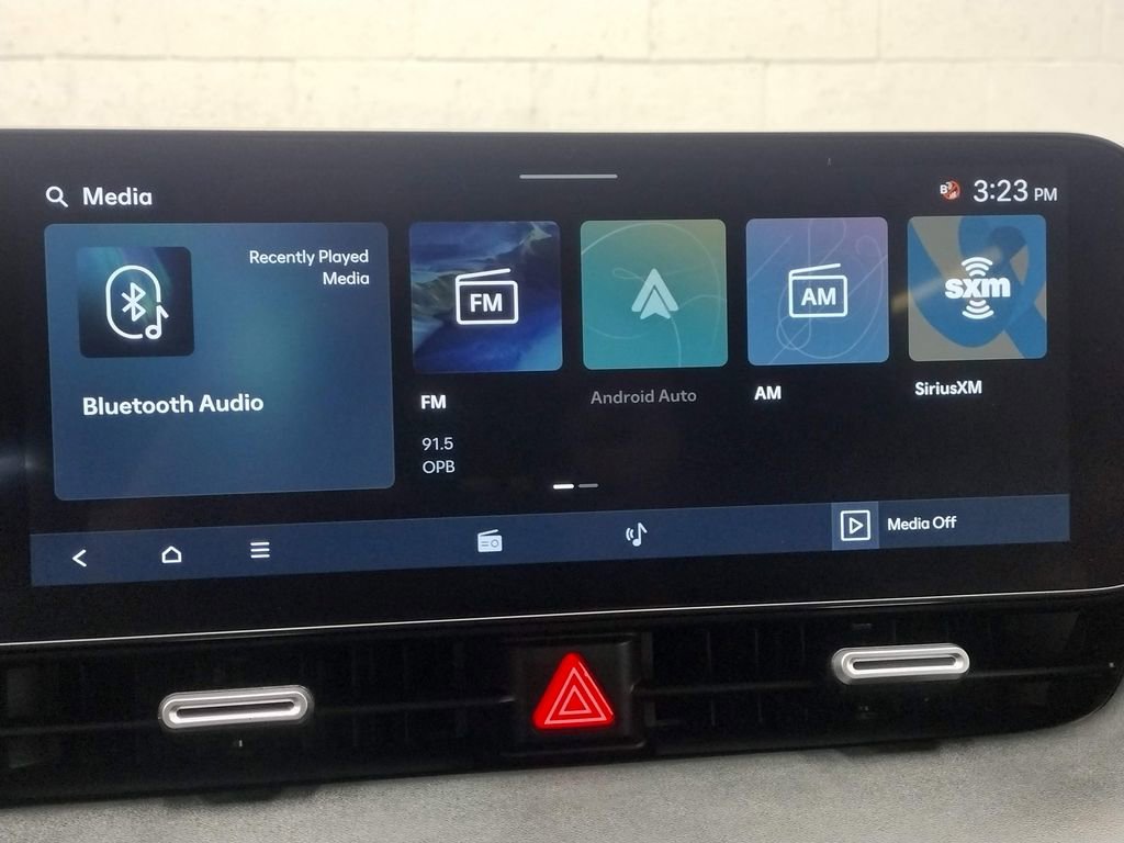 Used 2025 Hyundai Ioniq 5 SE image 32