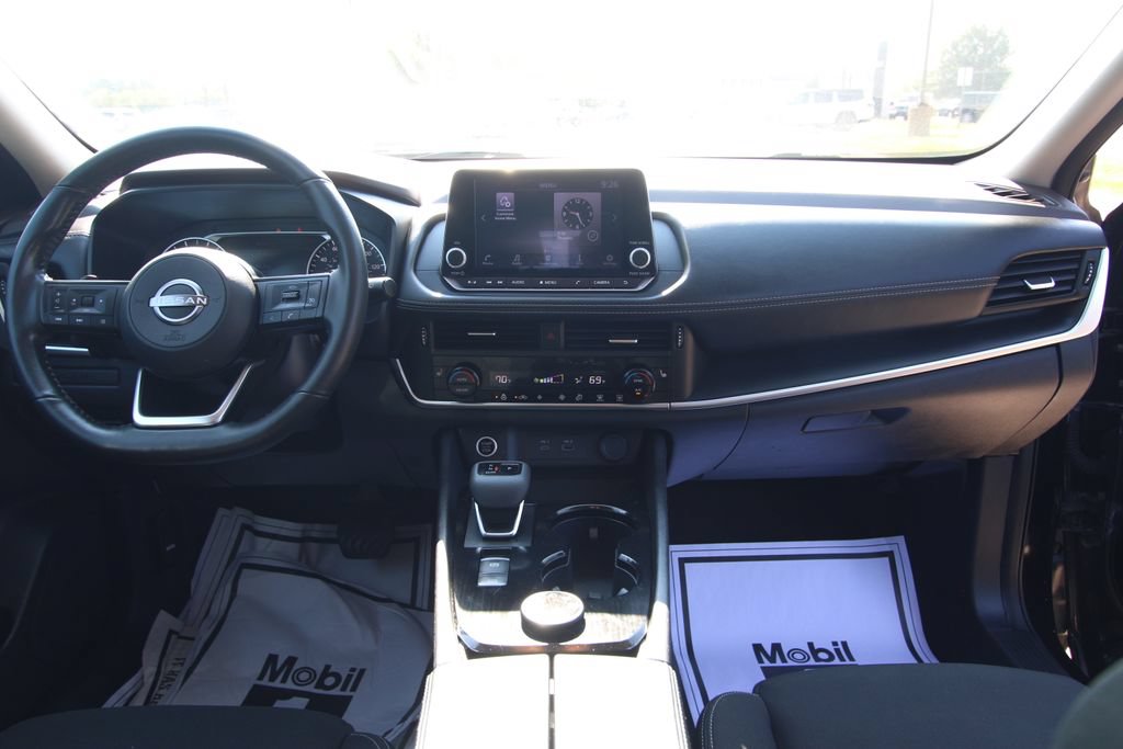 Used 2023 Nissan Rogue S AWD/4WD image 40