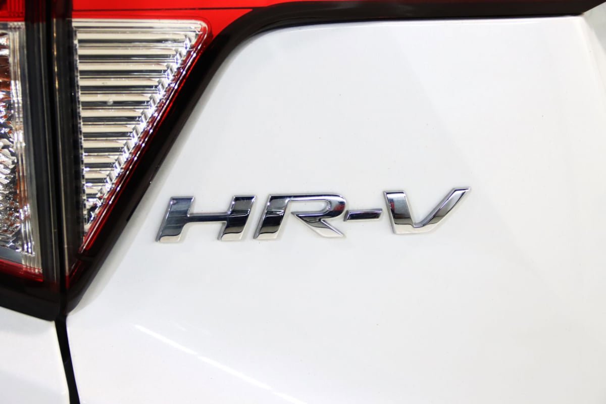 Used 2022 Honda HR-V EX image 12