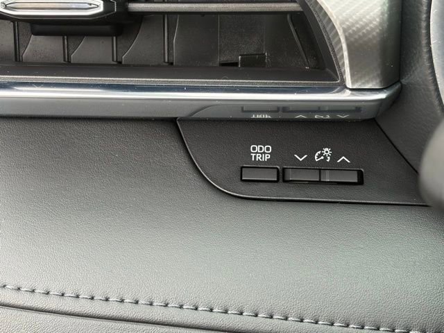 Used 2022 Toyota Highlander Platinum AWD/4WD image 28