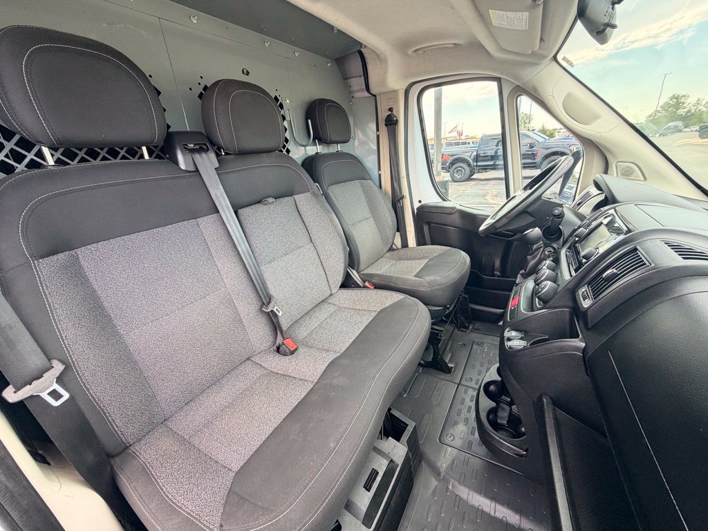 Used 2021 RAM ProMaster 2500 FWD image 3