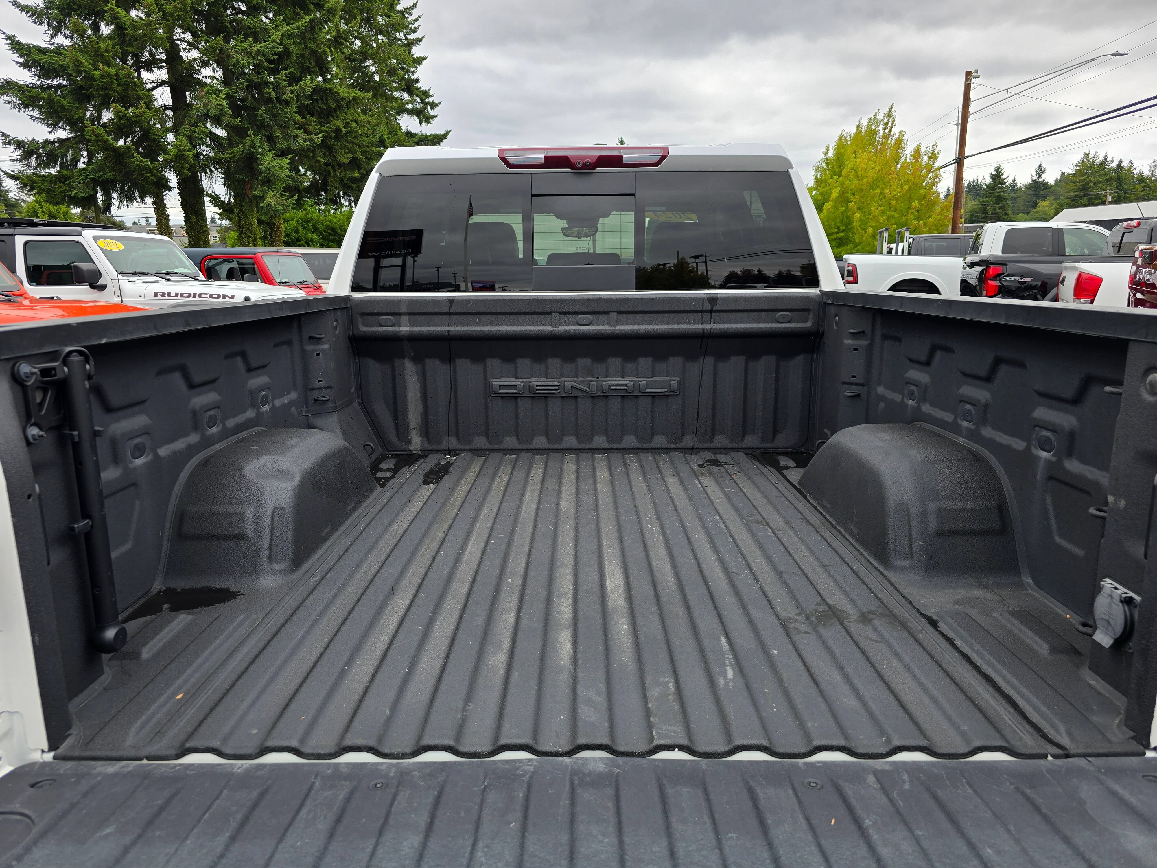 Used 2024 GMC Sierra 1500 Denali w/ Denali Reserve Package AWD/4WD image 16