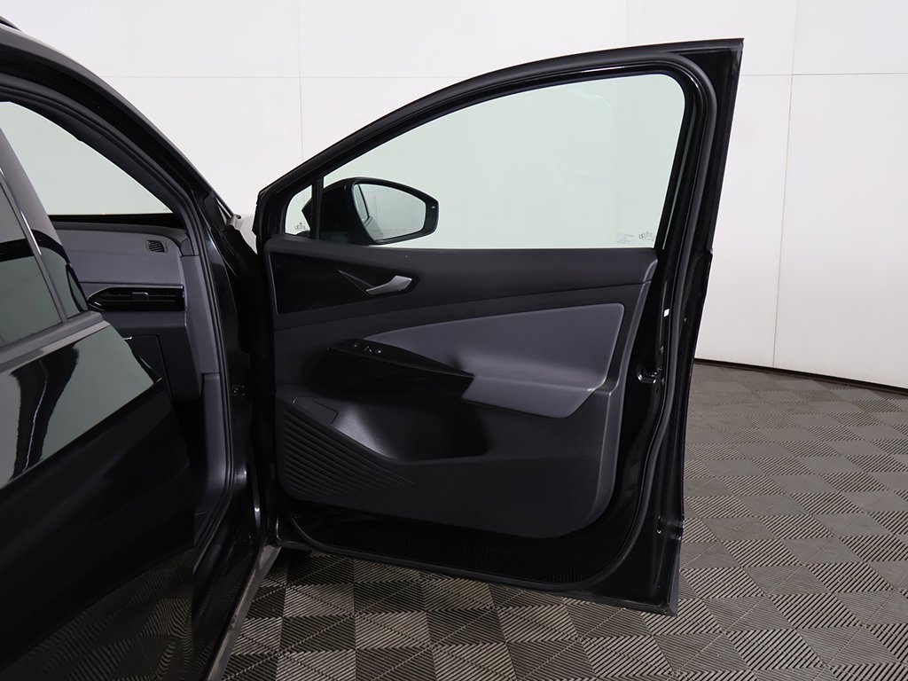 Used 2021 Volkswagen ID.4 Pro image 19