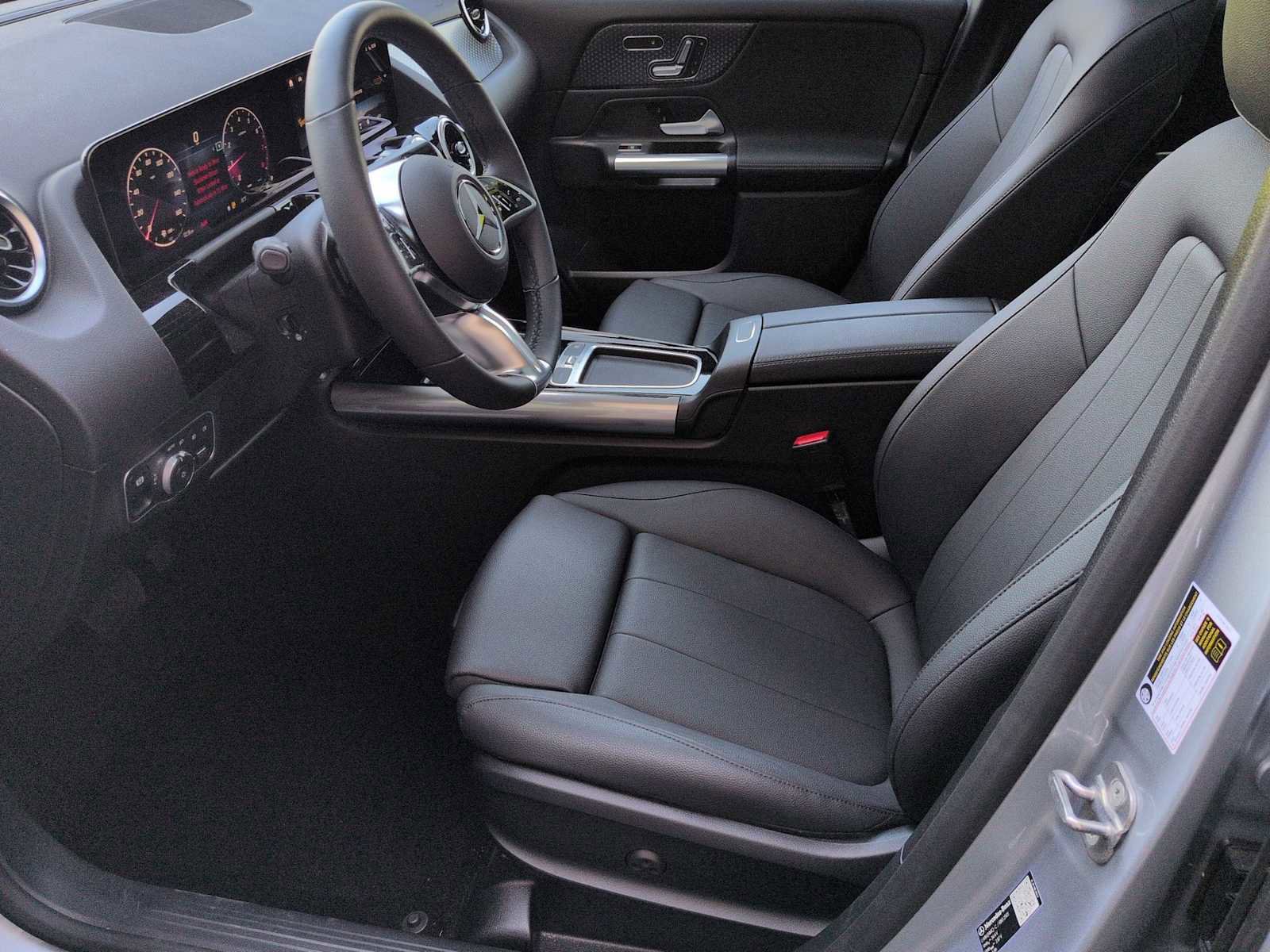 Used 2026 Mercedes-Benz GLA 250 4MATIC image 17